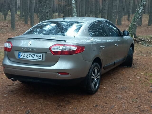 Бежевый Рено Флюенс, объемом двигателя 1.5 л и пробегом 251 тыс. км за 8300 $, фото 4 на Automoto.ua
