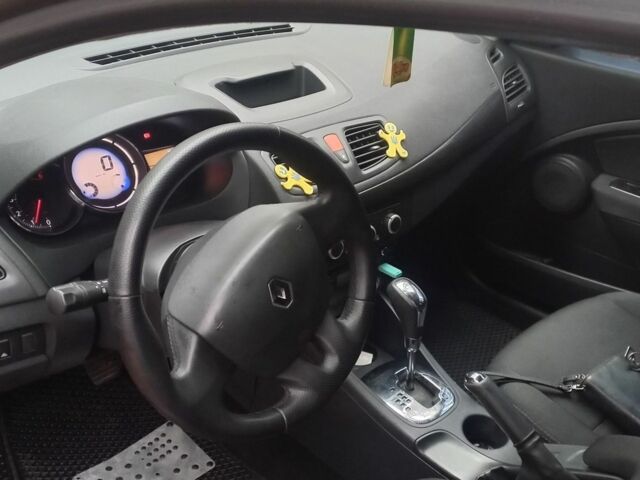 Бежевый Рено Флюенс, объемом двигателя 1.5 л и пробегом 251 тыс. км за 8300 $, фото 10 на Automoto.ua