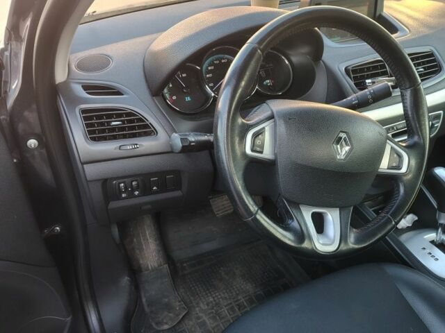 Черный Рено Флюенс, объемом двигателя 0 л и пробегом 164 тыс. км за 4000 $, фото 7 на Automoto.ua