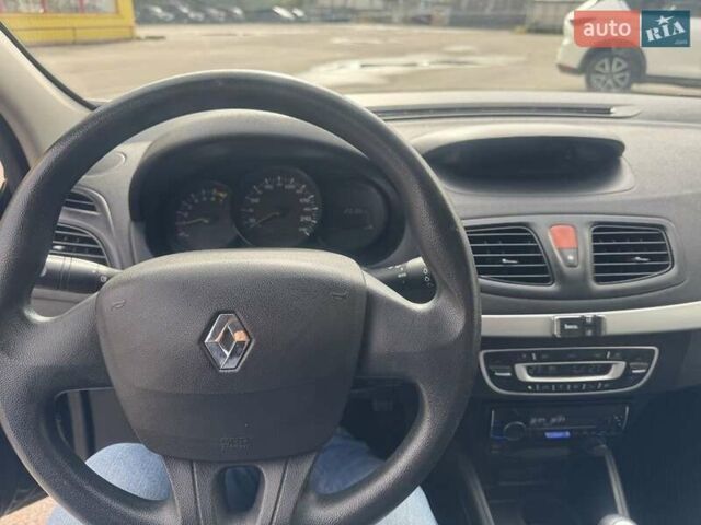 Черный Рено Флюенс, объемом двигателя 1.6 л и пробегом 265 тыс. км за 6600 $, фото 16 на Automoto.ua