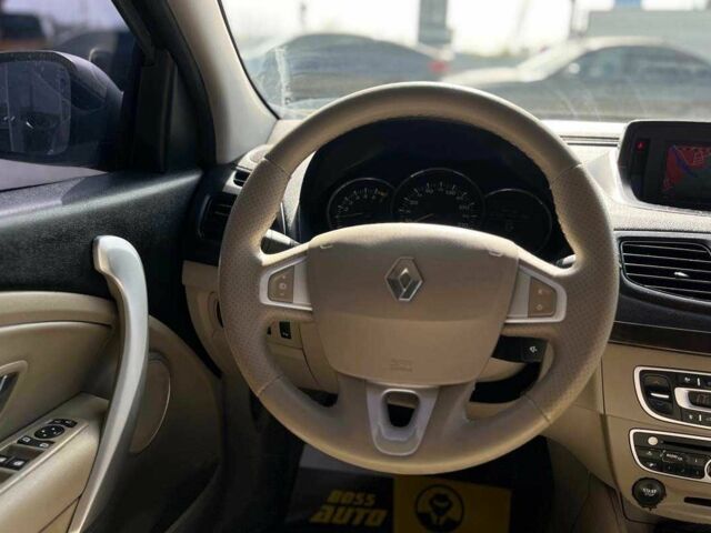 Черный Рено Флюенс, объемом двигателя 1.6 л и пробегом 144 тыс. км за 6500 $, фото 11 на Automoto.ua