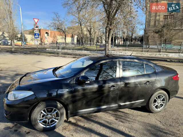 Черный Рено Флюенс, объемом двигателя 1.6 л и пробегом 135 тыс. км за 7700 $, фото 5 на Automoto.ua