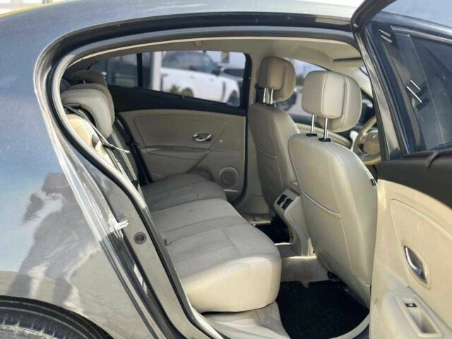 Черный Рено Флюенс, объемом двигателя 1.6 л и пробегом 144 тыс. км за 6500 $, фото 23 на Automoto.ua