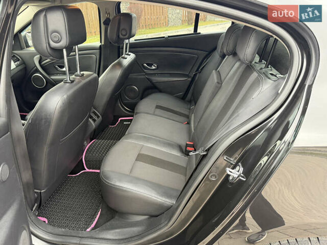 Чорний Рено Флюенс, об'ємом двигуна 2 л та пробігом 203 тис. км за 6000 $, фото 8 на Automoto.ua