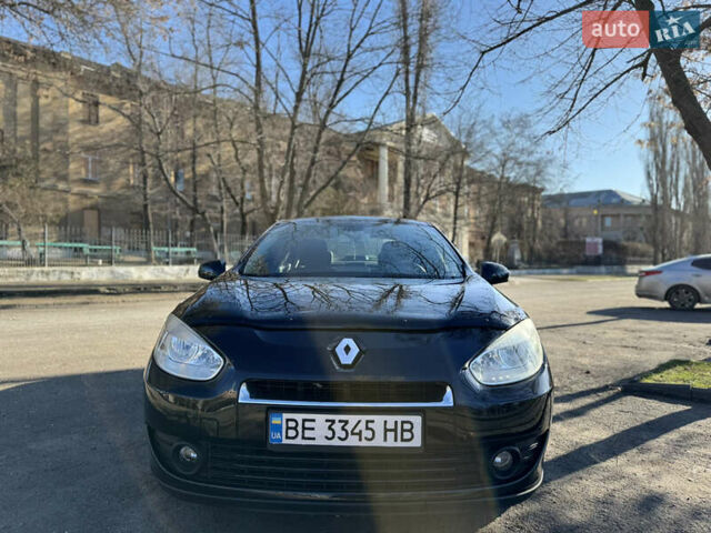 Черный Рено Флюенс, объемом двигателя 1.6 л и пробегом 135 тыс. км за 7700 $, фото 7 на Automoto.ua