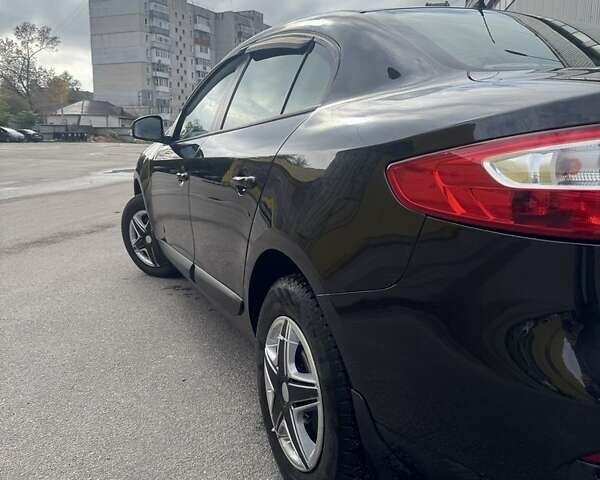 Черный Рено Флюенс, объемом двигателя 1.6 л и пробегом 265 тыс. км за 6600 $, фото 18 на Automoto.ua