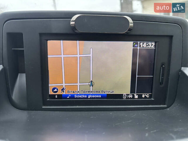 Черный Рено Флюенс, объемом двигателя 1.6 л и пробегом 195 тыс. км за 6800 $, фото 23 на Automoto.ua