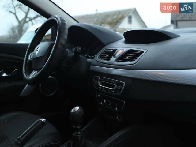 Чорний Рено Флюенс, об'ємом двигуна 1.5 л та пробігом 230 тис. км за 5650 $, фото 6 на Automoto.ua