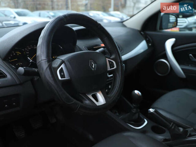 Чорний Рено Флюенс, об'ємом двигуна 1.5 л та пробігом 230 тис. км за 5650 $, фото 7 на Automoto.ua