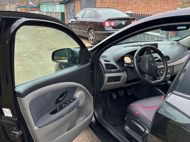 Чорний Рено Флюенс, об'ємом двигуна 1.6 л та пробігом 195 тис. км за 6500 $, фото 6 на Automoto.ua