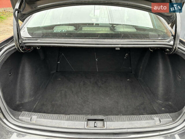 Черный Рено Флюенс, объемом двигателя 1.6 л и пробегом 195 тыс. км за 6800 $, фото 16 на Automoto.ua