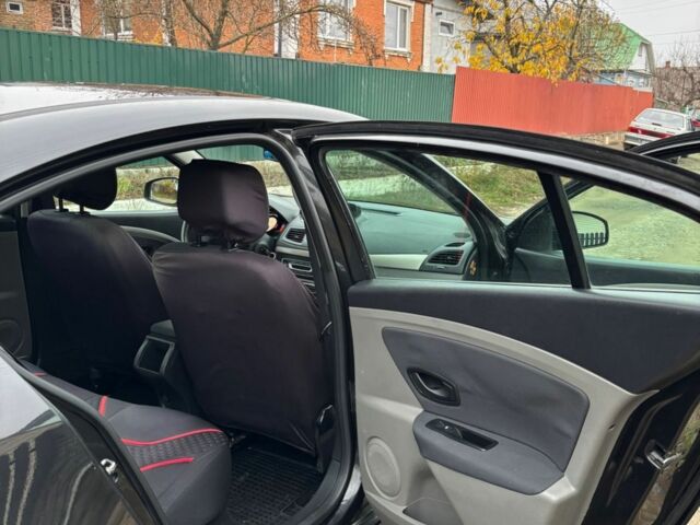 Чорний Рено Флюенс, об'ємом двигуна 1.6 л та пробігом 195 тис. км за 6500 $, фото 8 на Automoto.ua