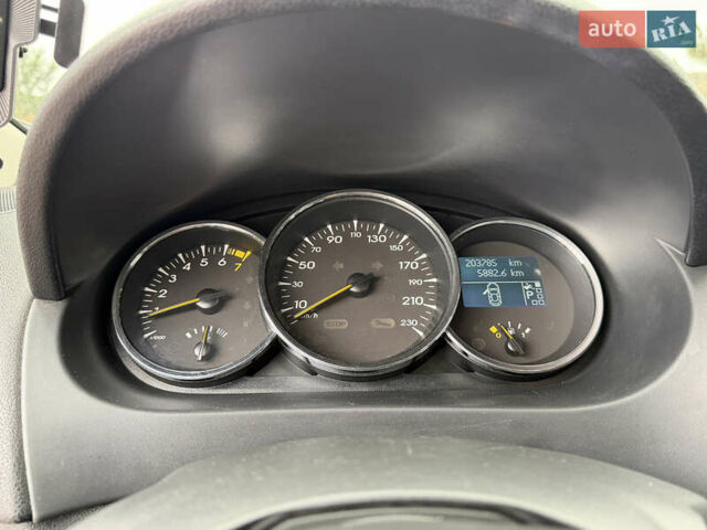 Чорний Рено Флюенс, об'ємом двигуна 2 л та пробігом 203 тис. км за 6000 $, фото 15 на Automoto.ua