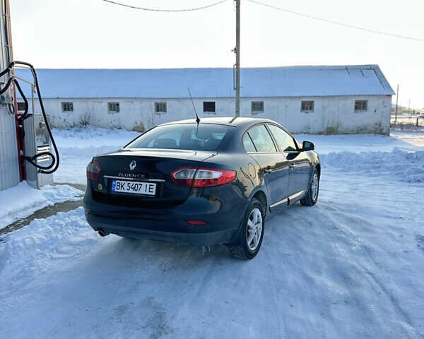 Черный Рено Флюенс, объемом двигателя 1.46 л и пробегом 293 тыс. км за 3999 $, фото 2 на Automoto.ua