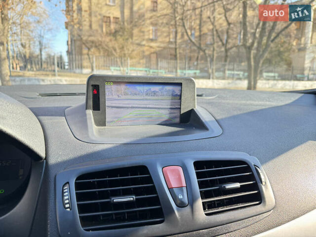 Чорний Рено Флюенс, об'ємом двигуна 1.6 л та пробігом 135 тис. км за 7700 $, фото 12 на Automoto.ua