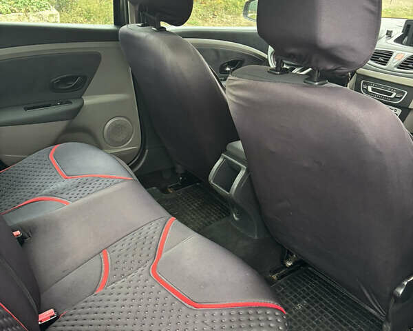 Черный Рено Флюенс, объемом двигателя 1.6 л и пробегом 195 тыс. км за 6800 $, фото 11 на Automoto.ua