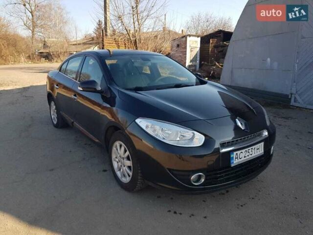 Черный Рено Флюенс, объемом двигателя 1.6 л и пробегом 237 тыс. км за 5900 $, фото 5 на Automoto.ua