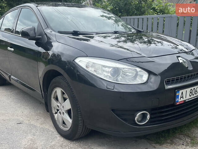 Черный Рено Флюенс, объемом двигателя 2 л и пробегом 260 тыс. км за 6500 $, фото 1 на Automoto.ua