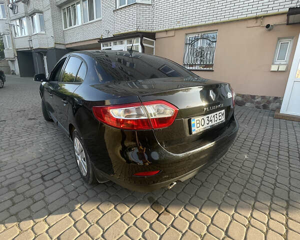 Черный Рено Флюенс, объемом двигателя 1.6 л и пробегом 230 тыс. км за 5555 $, фото 4 на Automoto.ua