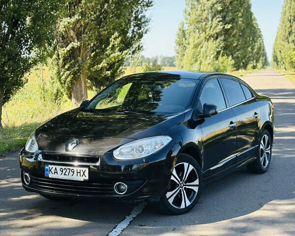 Черный Рено Флюенс, объемом двигателя 2 л и пробегом 180 тыс. км за 6950 $, фото 1 на Automoto.ua