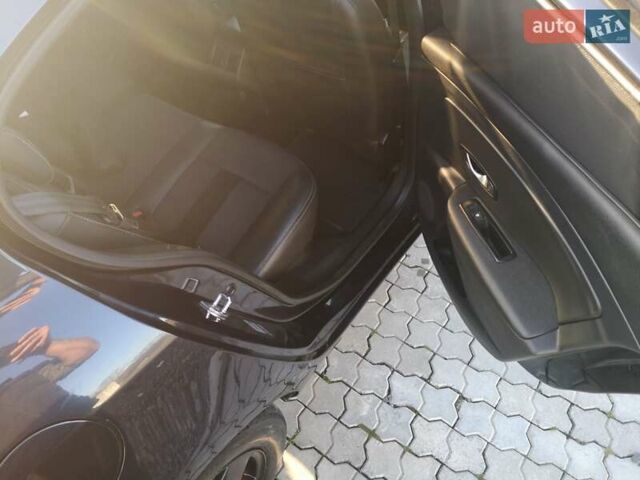 Черный Рено Флюенс, объемом двигателя 1.5 л и пробегом 290 тыс. км за 4900 $, фото 2 на Automoto.ua