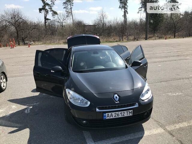 Черный Рено Флюенс, объемом двигателя 1.6 л и пробегом 154 тыс. км за 6200 $, фото 3 на Automoto.ua