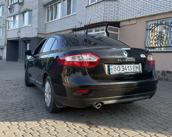 Черный Рено Флюенс, объемом двигателя 1.6 л и пробегом 230 тыс. км за 5555 $, фото 3 на Automoto.ua