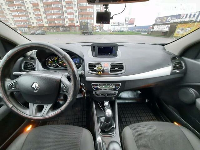 Черный Рено Флюенс, объемом двигателя 1.5 л и пробегом 230 тыс. км за 6299 $, фото 12 на Automoto.ua