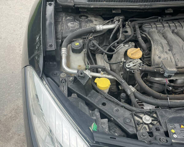 Черный Рено Флюенс, объемом двигателя 2 л и пробегом 260 тыс. км за 6500 $, фото 8 на Automoto.ua