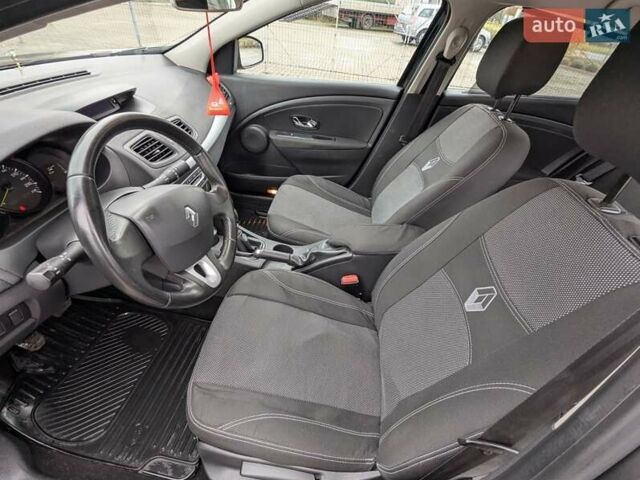 Рено Флюенс 2012 в Иваничи на Automoto.ua Черный Рено Флюенс, объемом двигателя 1.5 л и пробегом 176 тыс. км за 6899 $, фото 22 на Automoto.ua