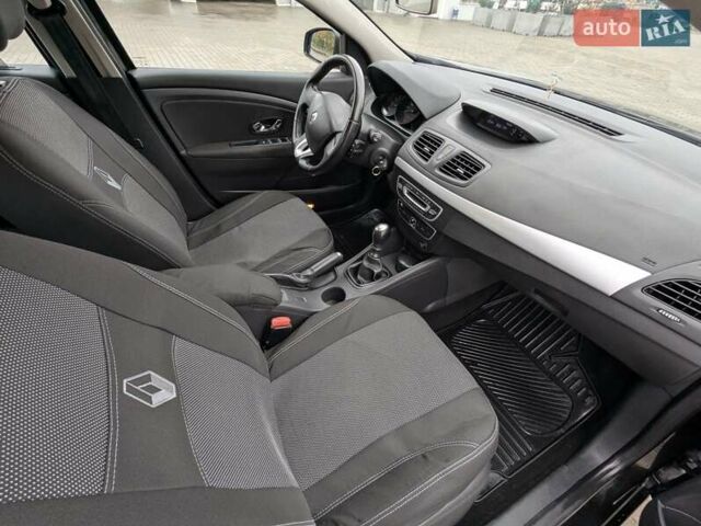 Рено Флюенс 2012 в Иваничи на Automoto.ua Черный Рено Флюенс, объемом двигателя 1.5 л и пробегом 176 тыс. км за 6899 $, фото 26 на Automoto.ua