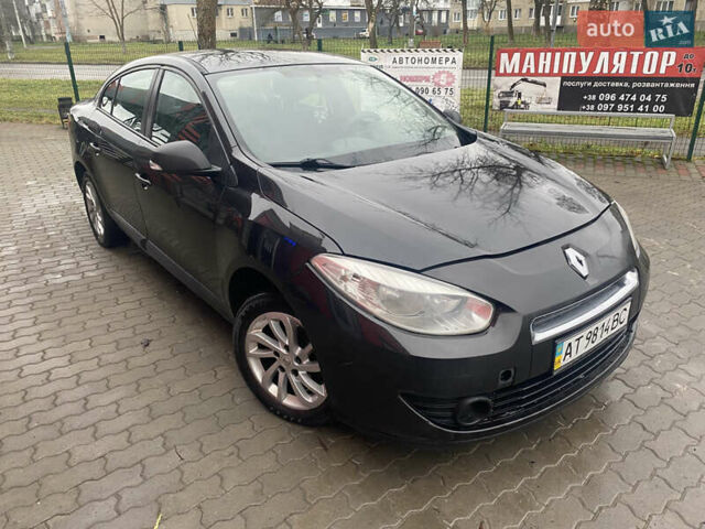Черный Рено Флюенс, объемом двигателя 1.6 л и пробегом 335 тыс. км за 3650 $, фото 1 на Automoto.ua