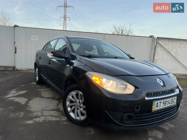 Черный Рено Флюенс, объемом двигателя 1.6 л и пробегом 336 тыс. км за 4250 $, фото 5 на Automoto.ua