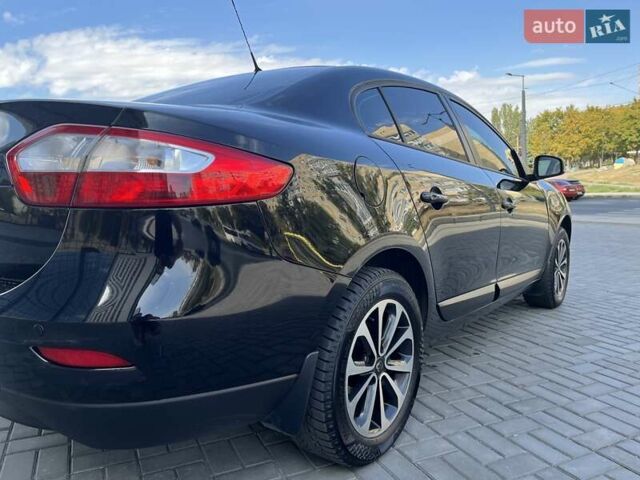 Чорний Рено Флюенс, об'ємом двигуна 1.6 л та пробігом 183 тис. км за 8200 $, фото 5 на Automoto.ua