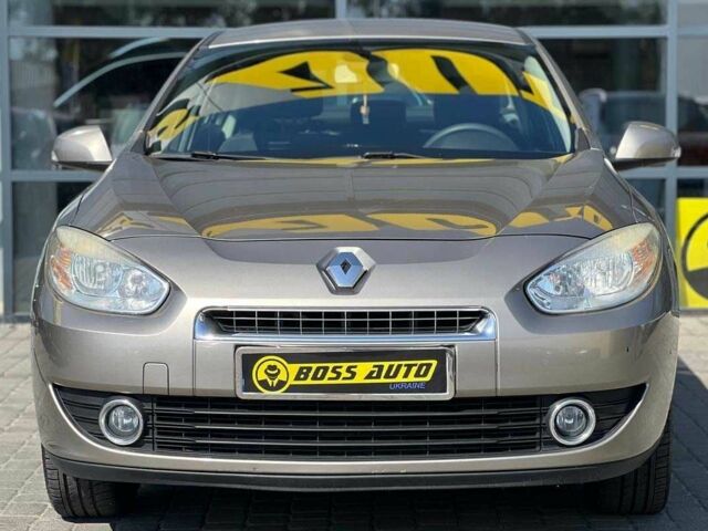 Коричневый Рено Флюенс, объемом двигателя 1.5 л и пробегом 208 тыс. км за 7200 $, фото 1 на Automoto.ua