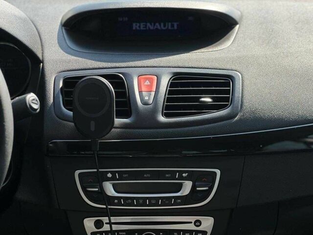 Коричневый Рено Флюенс, объемом двигателя 1.5 л и пробегом 208 тыс. км за 7200 $, фото 18 на Automoto.ua