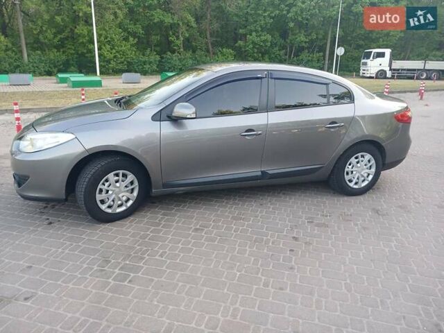 Коричневый Рено Флюенс, объемом двигателя 1.6 л и пробегом 290 тыс. км за 6000 $, фото 9 на Automoto.ua