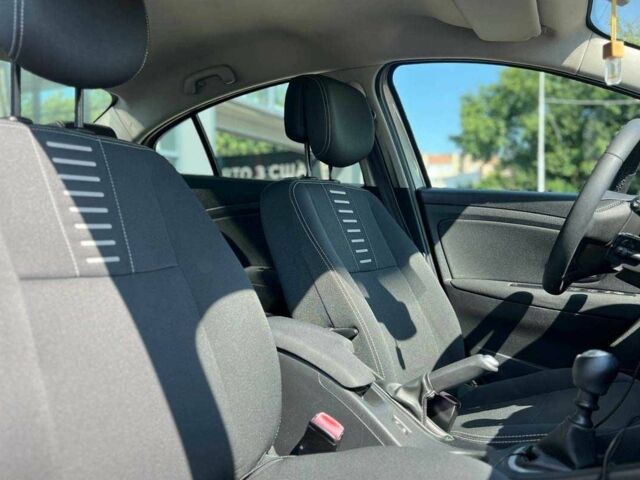 Коричневый Рено Флюенс, объемом двигателя 1.5 л и пробегом 208 тыс. км за 7200 $, фото 19 на Automoto.ua