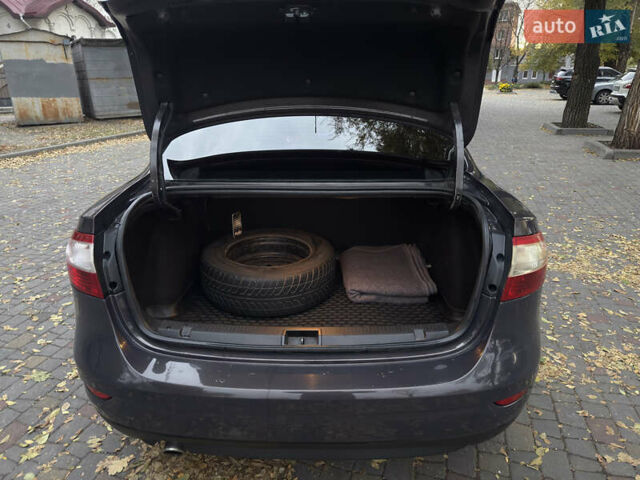 Коричневий Рено Флюенс, об'ємом двигуна 1.6 л та пробігом 253 тис. км за 6700 $, фото 8 на Automoto.ua