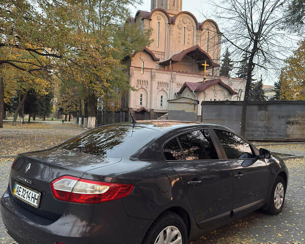 Коричневий Рено Флюенс, об'ємом двигуна 1.6 л та пробігом 253 тис. км за 6700 $, фото 14 на Automoto.ua