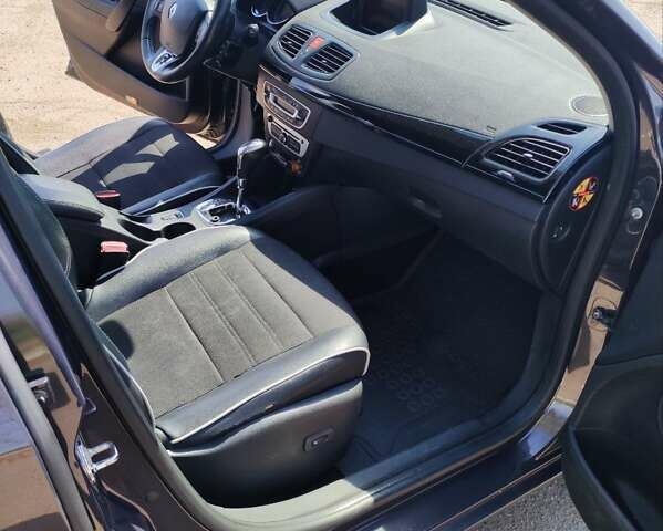 Коричневий Рено Флюенс, об'ємом двигуна 1.46 л та пробігом 272 тис. км за 8000 $, фото 18 на Automoto.ua
