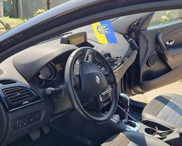 Коричневий Рено Флюенс, об'ємом двигуна 1.46 л та пробігом 101 тис. км за 10000 $, фото 2 на Automoto.ua
