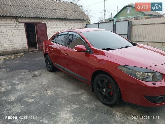 Червоний Рено Флюенс, об'ємом двигуна 1.6 л та пробігом 255 тис. км за 7400 $, фото 15 на Automoto.ua