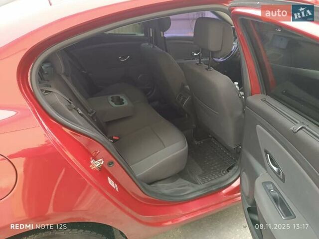 Червоний Рено Флюенс, об'ємом двигуна 1.6 л та пробігом 255 тис. км за 7400 $, фото 11 на Automoto.ua