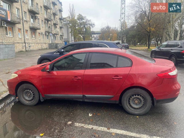 Червоний Рено Флюенс, об'ємом двигуна 1.6 л та пробігом 269 тис. км за 5000 $, фото 3 на Automoto.ua