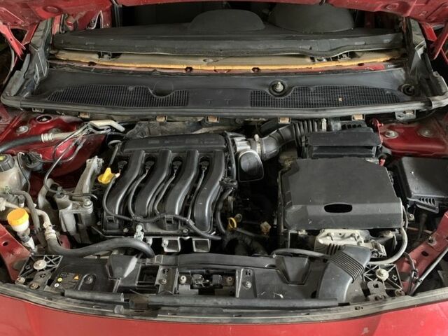Червоний Рено Флюенс, об'ємом двигуна 1.6 л та пробігом 350 тис. км за 3015 $, фото 3 на Automoto.ua
