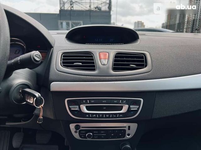 Рено Флюенс, об'ємом двигуна 1.5 л та пробігом 154 тис. км за 10400 $, фото 10 на Automoto.ua