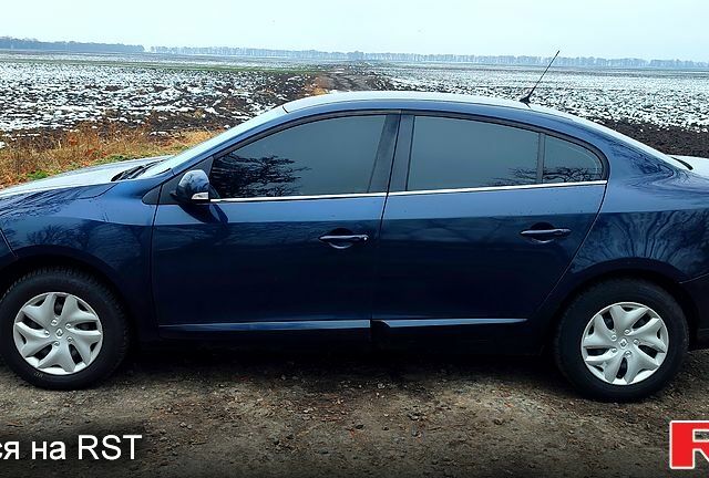 Рено Флюенс, объемом двигателя 1.5 л и пробегом 295 тыс. км за 5200 $, фото 1 на Automoto.ua
