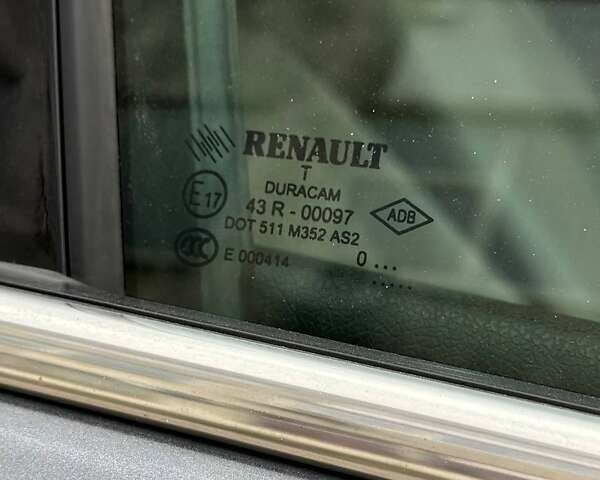 Рено Флюенс, объемом двигателя 1.5 л и пробегом 204 тыс. км за 8100 $, фото 54 на Automoto.ua