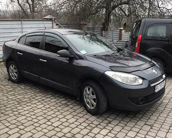 Рено Флюенс, объемом двигателя 1.6 л и пробегом 290 тыс. км за 5400 $, фото 1 на Automoto.ua